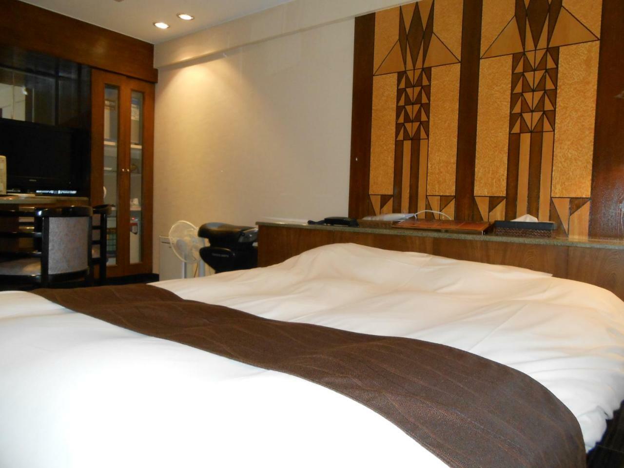 Hotel Lumiere Gotenba (Adults Only) Экстерьер фото